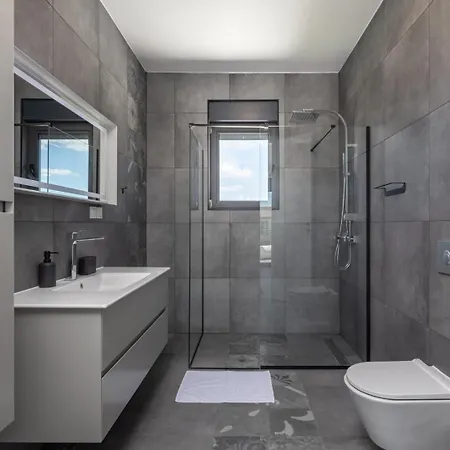 New! Luxury Epic 2 - 50 M2 Heated Pool Villa *
