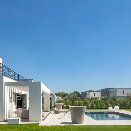 New! Luxury Epic 2 - 50 M2 Heated Pool Villa *