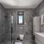 New! Luxury Lumina - 50 M2 Heated Pool Villa *