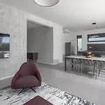 Villa New! Luxury Lumina - 50 M2 Heated Pool